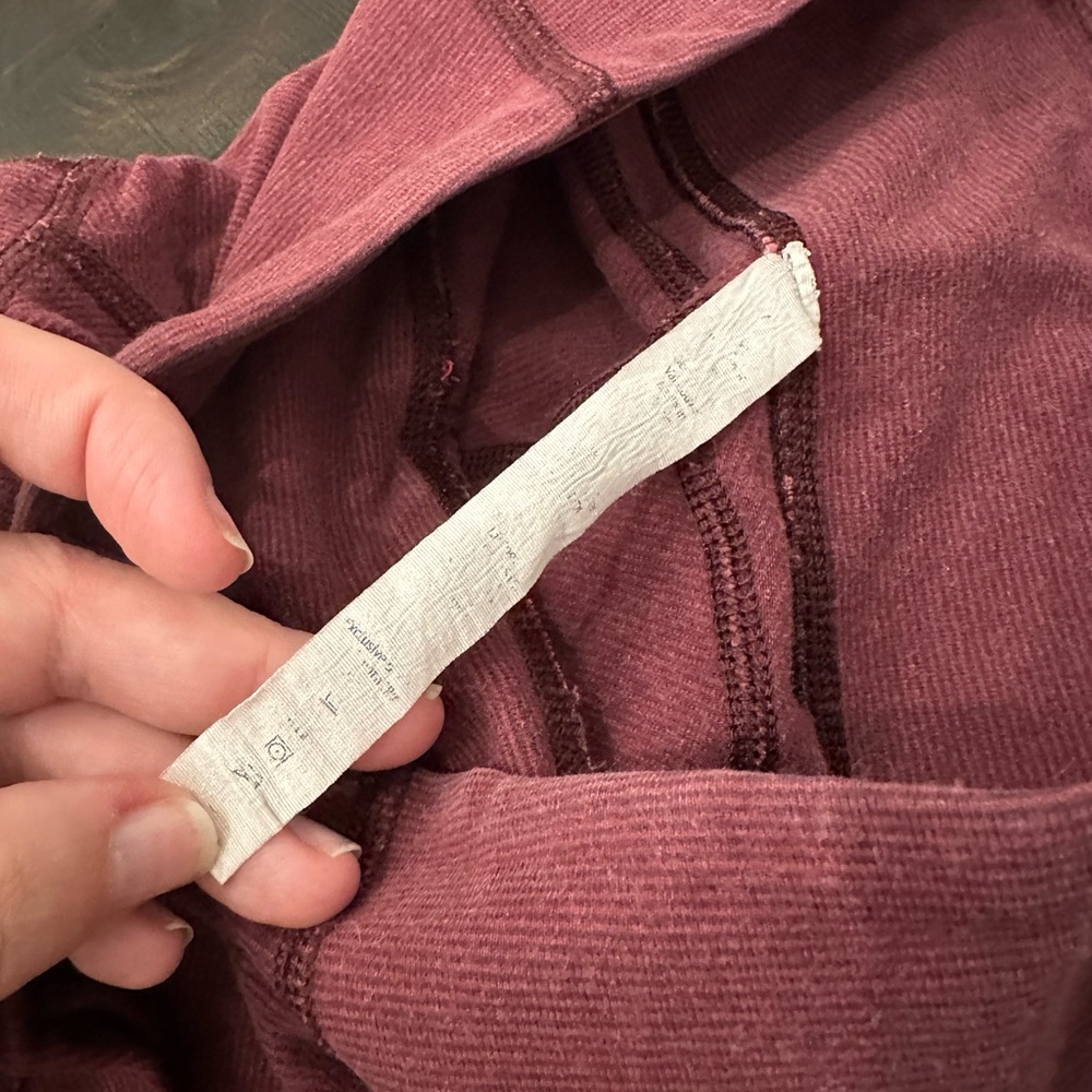 lululemon athletica Plum Leggings - Picture 2 of 4